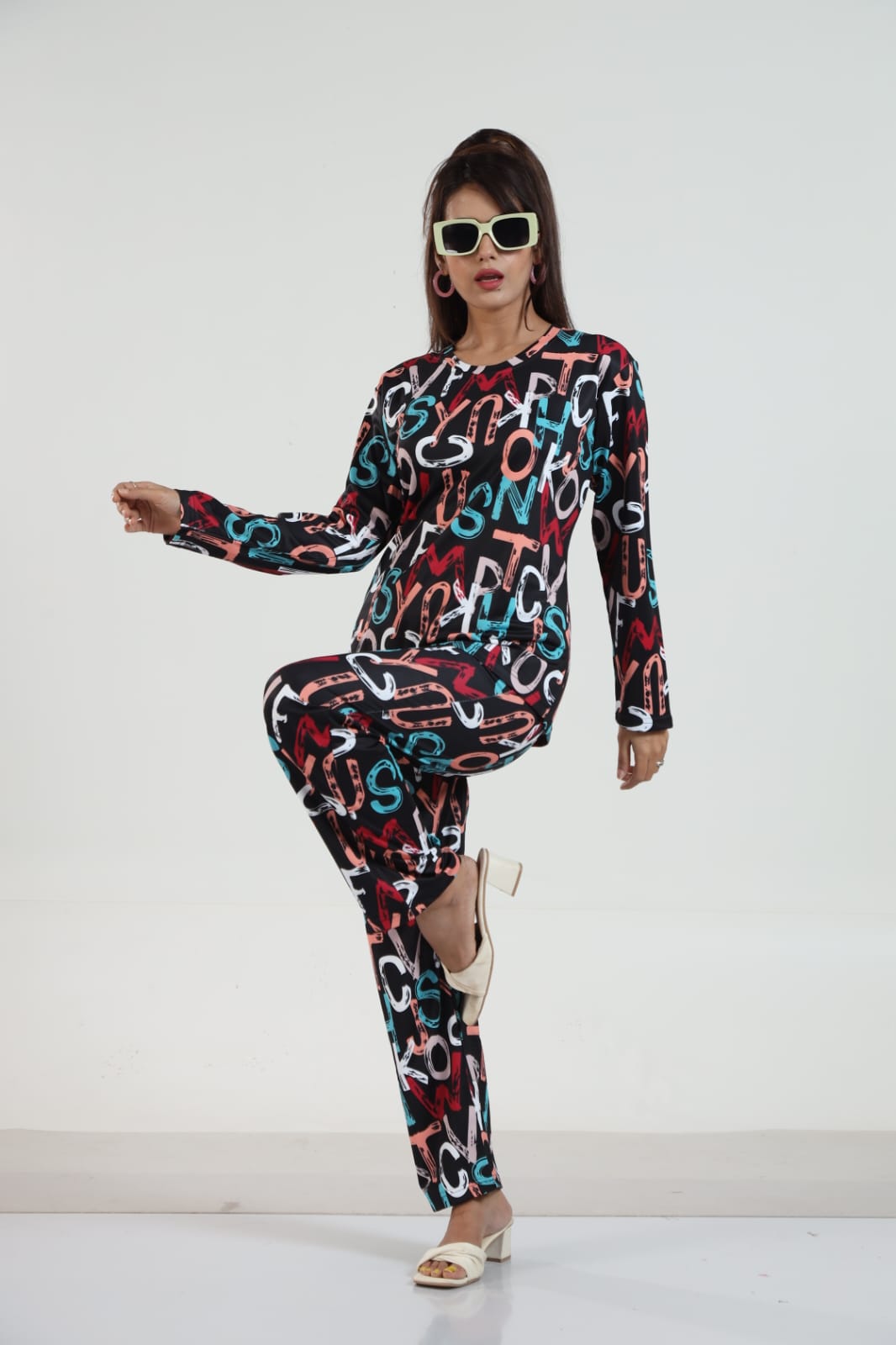 Deevaz Women Night Suit Set