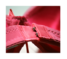 Load image into Gallery viewer, Deevaz Padded Women's Cotton Rich Medium Coverage Wired Push-Up Bra In Coral Pink Colour.