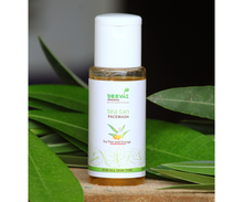 Load image into Gallery viewer, Deevaz Prosatva Orange & Teatree Tea-tan Facewash For All-Skin Type  - 50 ML, Removes Tan | Brightens Skin
