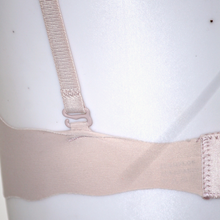 Load image into Gallery viewer, Deevaz Nude Seamless Lightly Padded Non-Wired Bra.