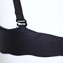 Load image into Gallery viewer, Deevaz Black Seamless Lightly Padded Non-Wired Bra.