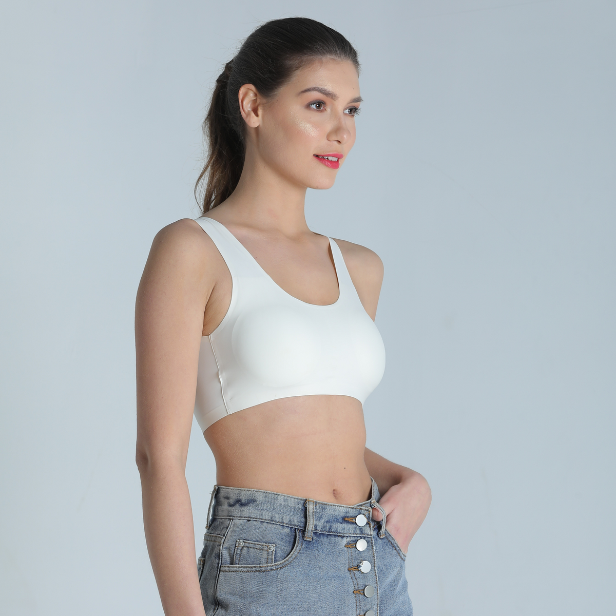 Deevaz Combo Of 2 Seamless Non-Wired Sports Bra With Removable Cups In Skin Colour & White Colour.
