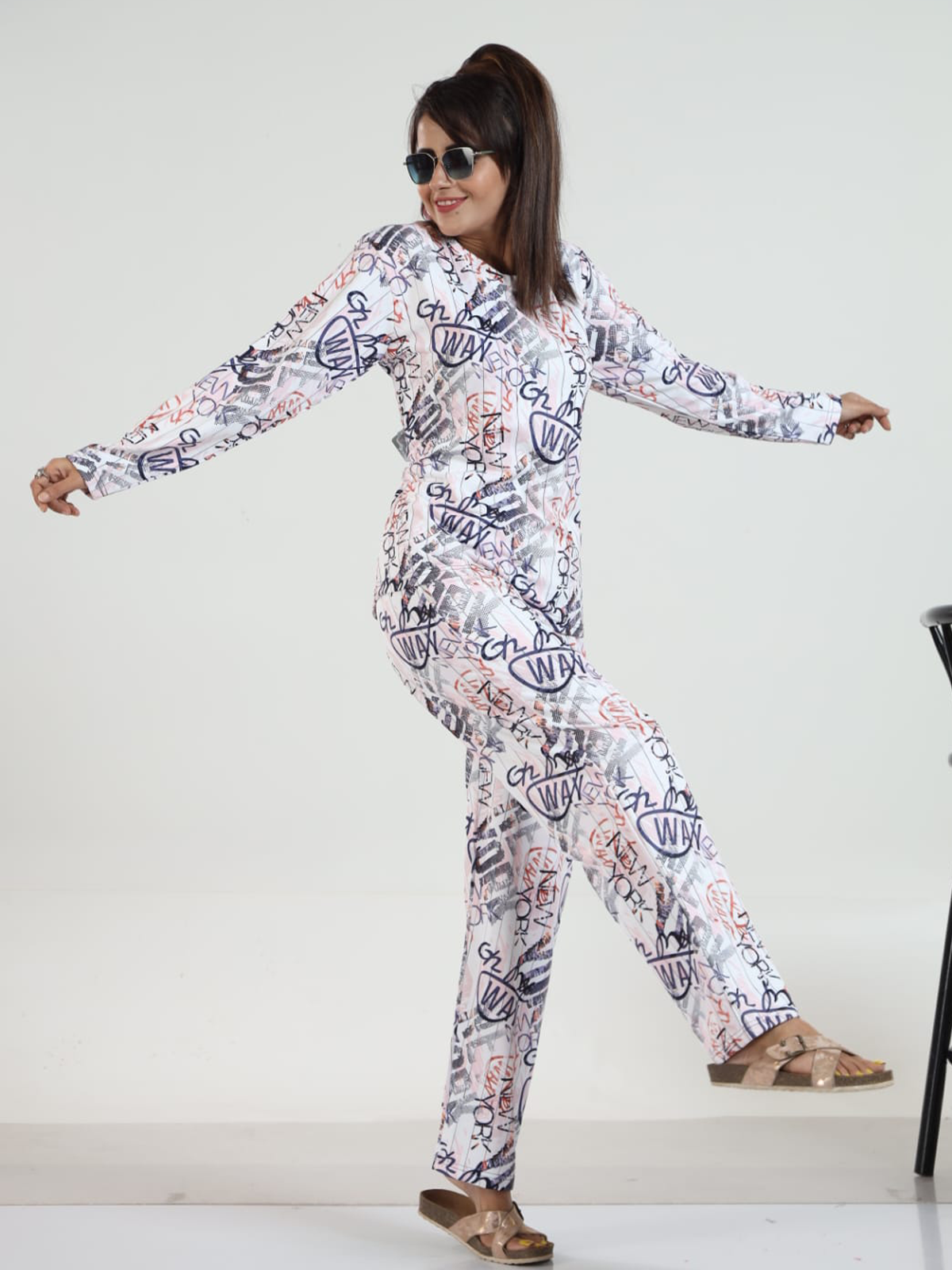 Deevaz Women Night Suit Set