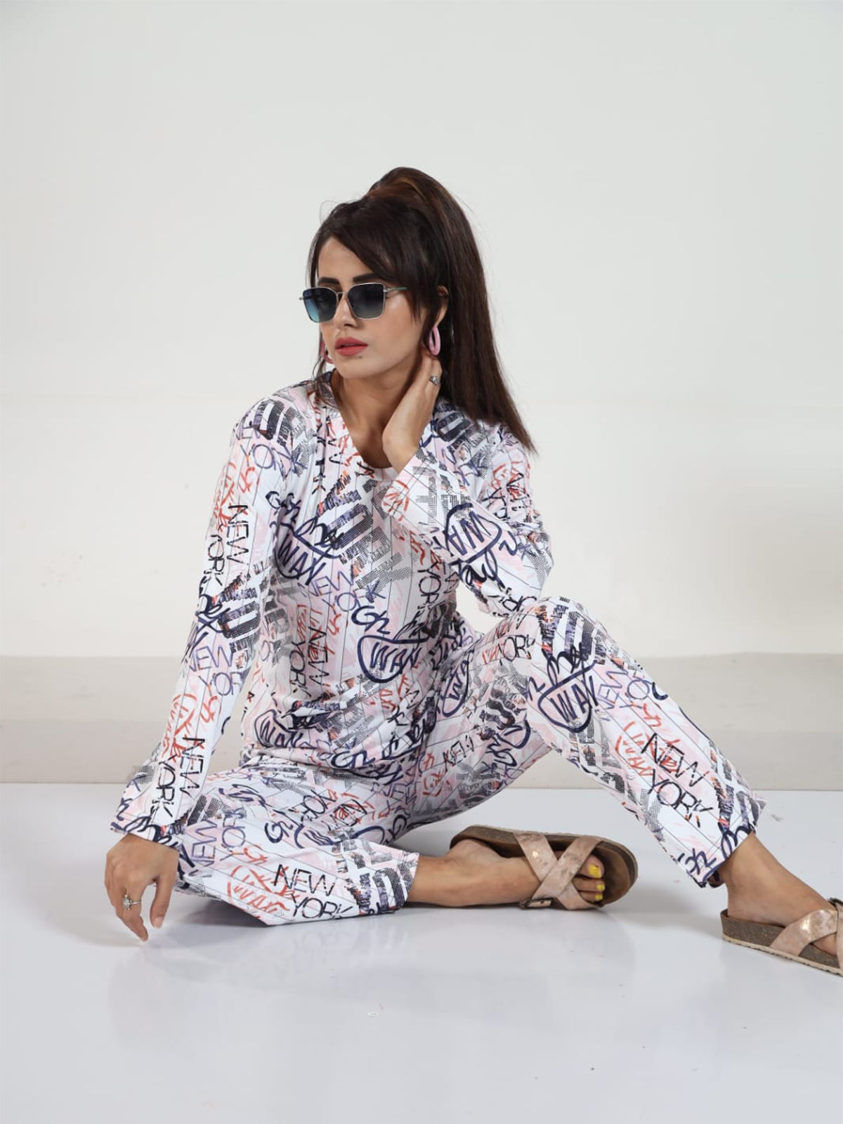 Deevaz Women Night Suit Set