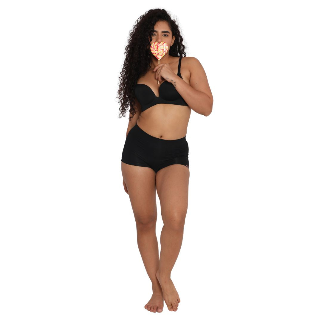 Deevaz Mid Rise Full Coverage Seamless Boy shorts in Black