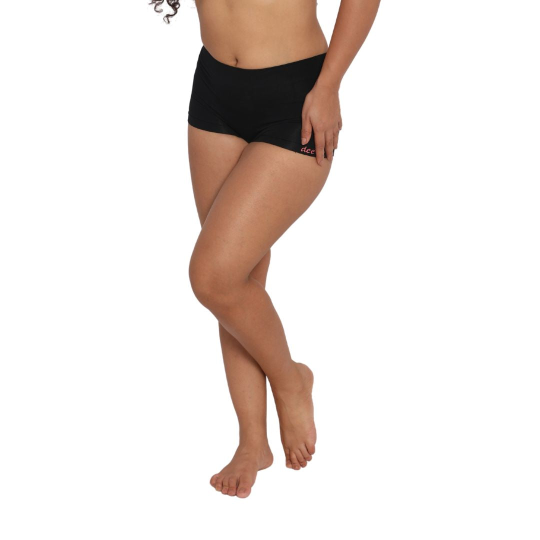 Deevaz Mid Rise Full Coverage Seamless Boy shorts in Black