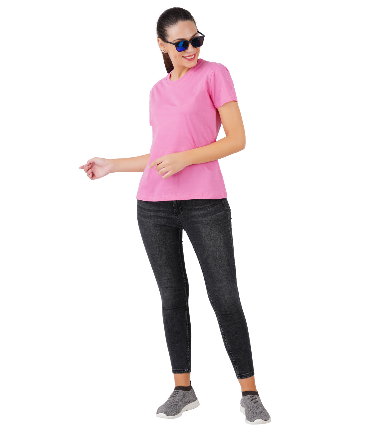 Deevaz Women Comfort Fit Round Neck Half Sleeve Cotton T Shirts In Baby Pink.