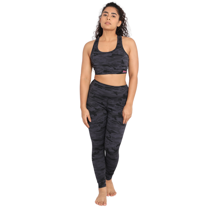 Deevaz Pair Of Comfort Fit Active Sports Bra & Snug Fit Active Ankle-Length Tights In Bluish Camouflage Color.