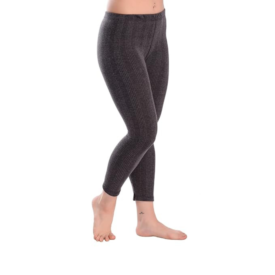 Deevaz Women's Cotton Winter 3/4 Sleeves Thermal Top and Lower Set In Dark Grey Color.