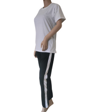 Load image into Gallery viewer, Deevaz Women Night Suit Set In White And Black