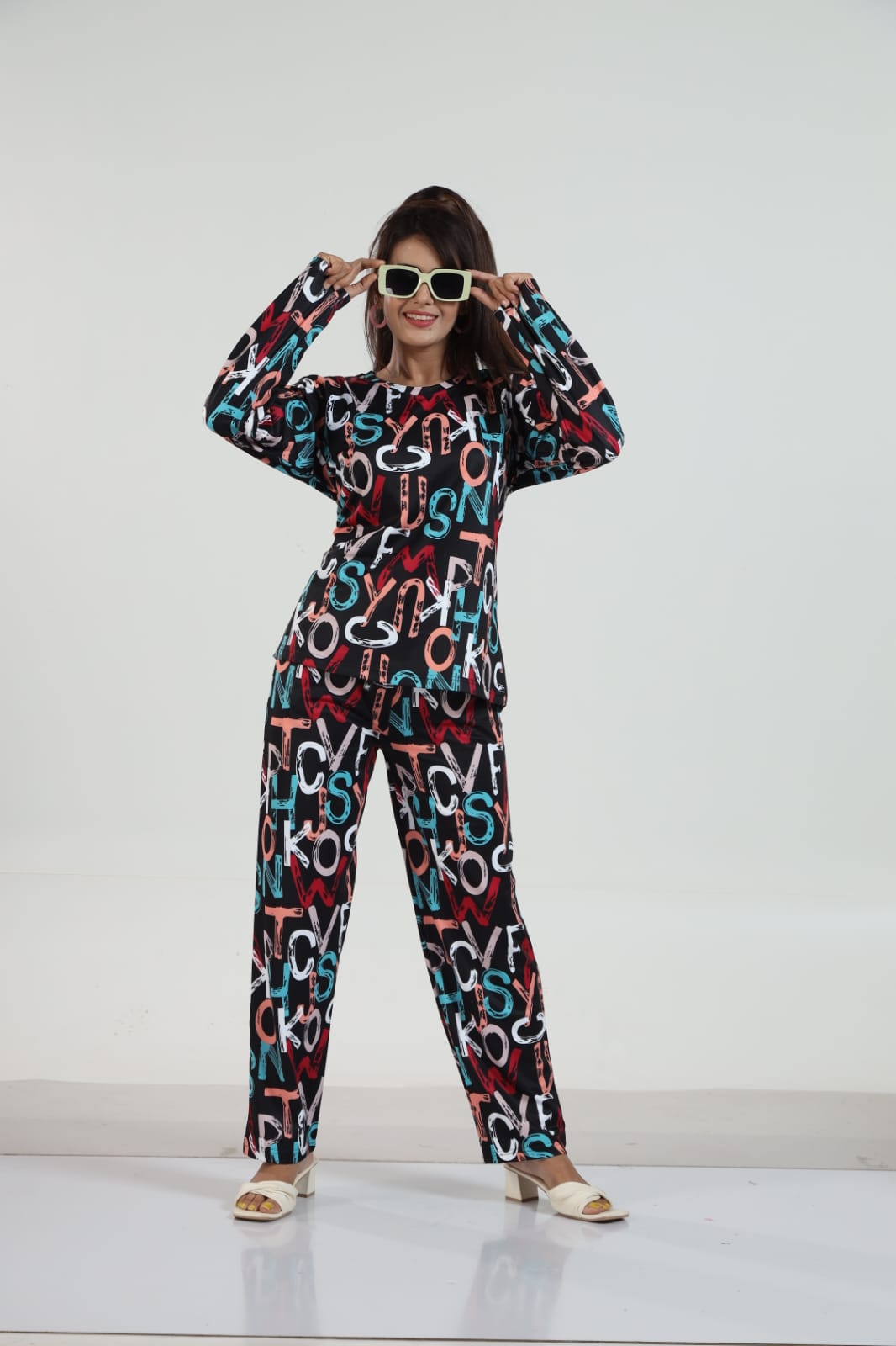 Deevaz Women Night Suit Set