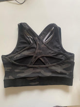 Load image into Gallery viewer, Deevaz Full Coverage Non Padded Sports Bra In (Printed Black )