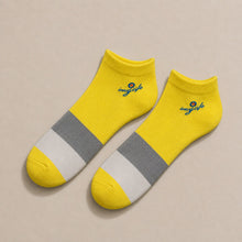 Load image into Gallery viewer, Deevaz Bamboo Thread Unisex Comfortable Casual Ankle Length Socks with a Pack of 3.