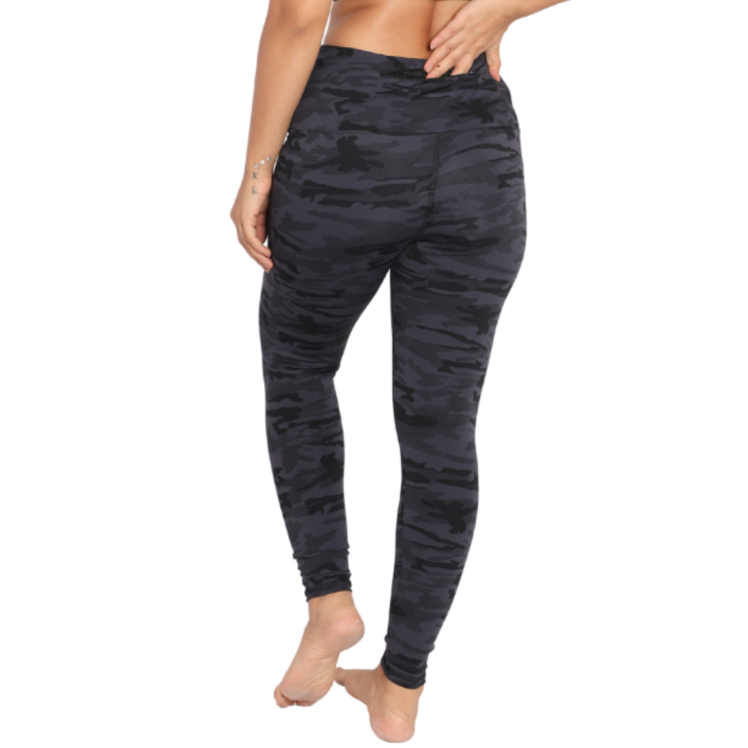 Deevaz Pair Of Comfort Fit Active Sports Bra & Snug Fit Active Ankle-Length Tights In Bluish Camouflage Color.