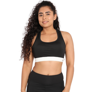 Deevaz Full Coverage Sports Bra In Black Color.