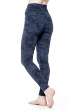 Load image into Gallery viewer, Deevaz Comfort &amp; Snug Fit Active Ankle-Length Tights In Bluish Camouflage