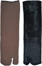 Load image into Gallery viewer, Deevaz Women Solid Ankle Length Snow Socks In Multicolor.