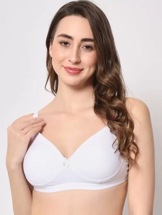 Deevaz Women Everyday Lightly Padded Bra In White Color.