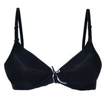 Load image into Gallery viewer, Deevaz Black Seamless Lightly Padded Non-Wired Bra.