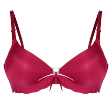 Load image into Gallery viewer, Deevaz Maroon Seamless Lightly Padded Non-Wired Bra.