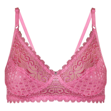 Load image into Gallery viewer, Deevaz Women&#39;s Non-padded Non-wired Bridal Lace Bra &amp; Brief set in Baby Pink Colour.