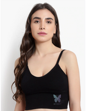 Load image into Gallery viewer, Deevaz Medium Impact Padded non-wired Sports Bra in Black Colour with Adjustable strap detailing.