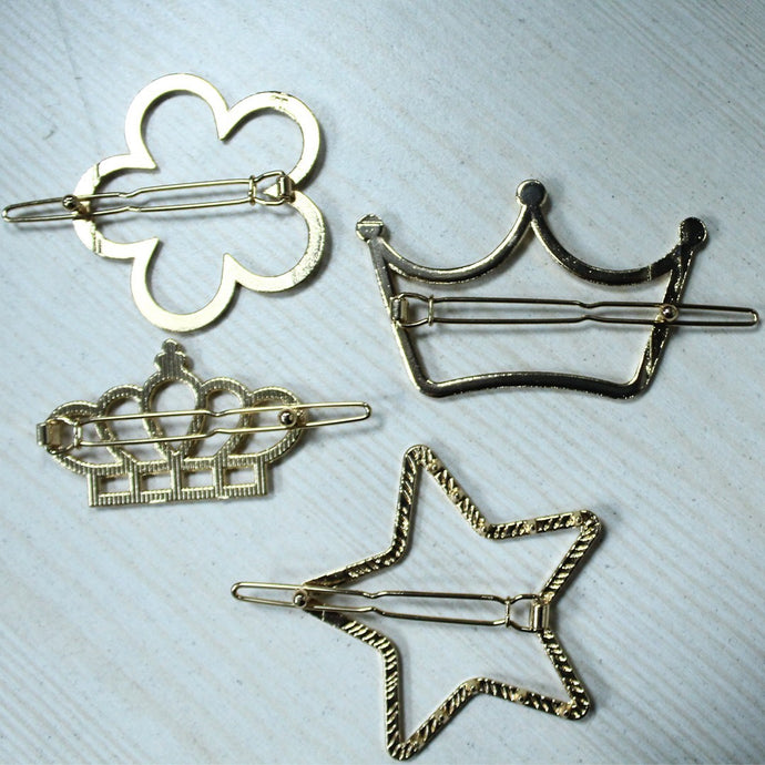 Deevaz Metal Geometric Shape Minimalistic Lock Hair Clips For Women And Girls In Golden Colour.
