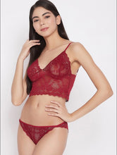 Load image into Gallery viewer, Deevaz Free Size Non-padded Floral Poly-Lace Bralette &amp; Panty Lingerie Set in Maroon Colour.